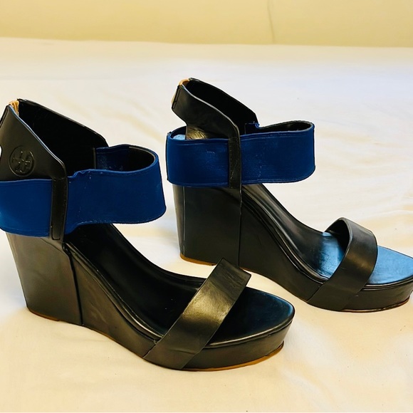 Tory Burch Black Open-toe with Blue Elastic Strap 1’ Platform 4.5’ Wedge Women 7